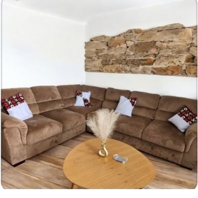 Set of 2 decorative printed cushions for sofa, bed and couch