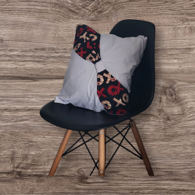 Set of 2 decorative printed cushions for sofa, bed and couch